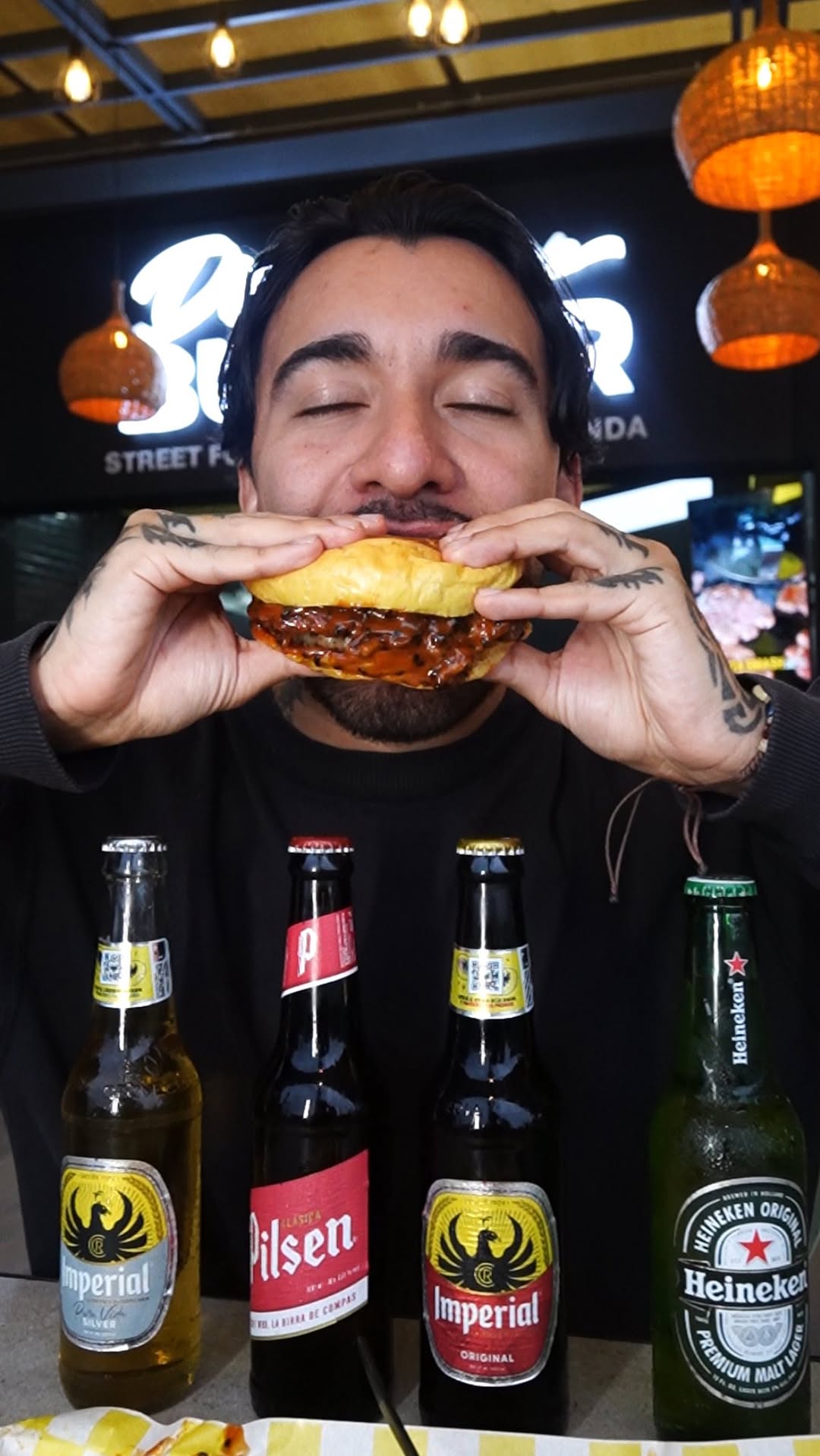 Fabián en Dip Deep Burger